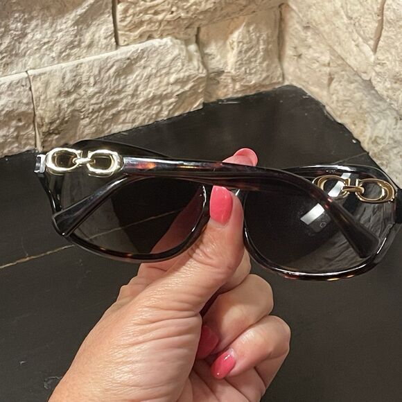 COACH Kissing C Square Black Sunglasses L948 HC8145 NO CASE - Picture 11 of 11